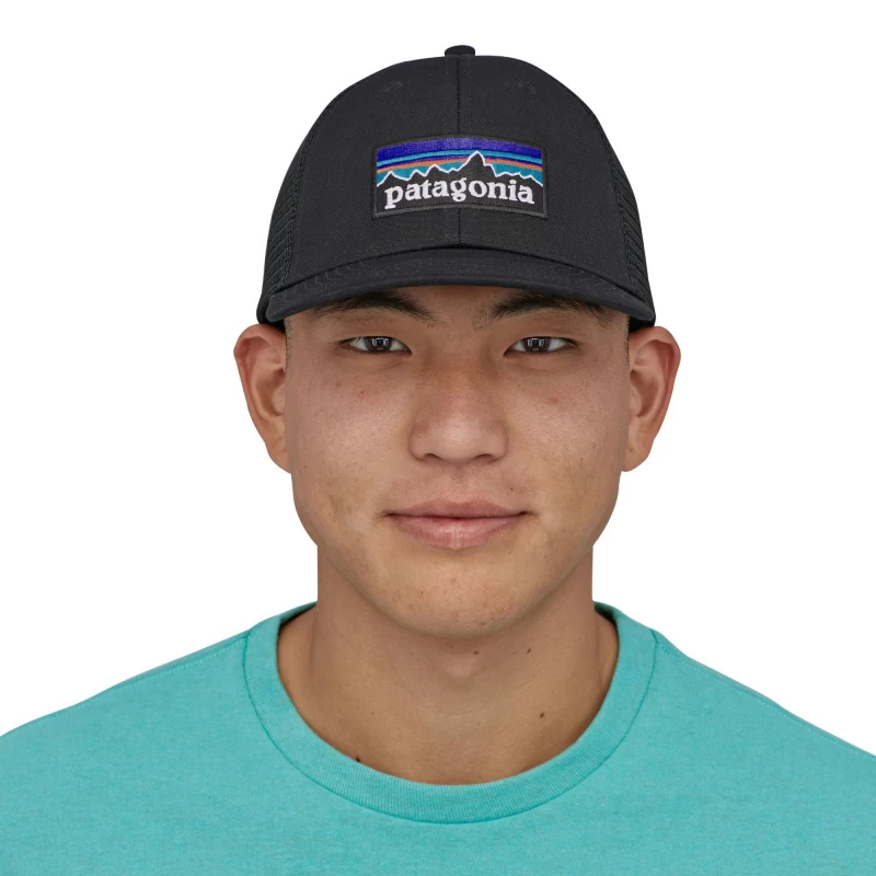 Patagonia P-6 Logo LoPro Trucker Hat Black 3 Patagonia P-6 Logo LoPro Trucker Hat Black - Afbeelding 3